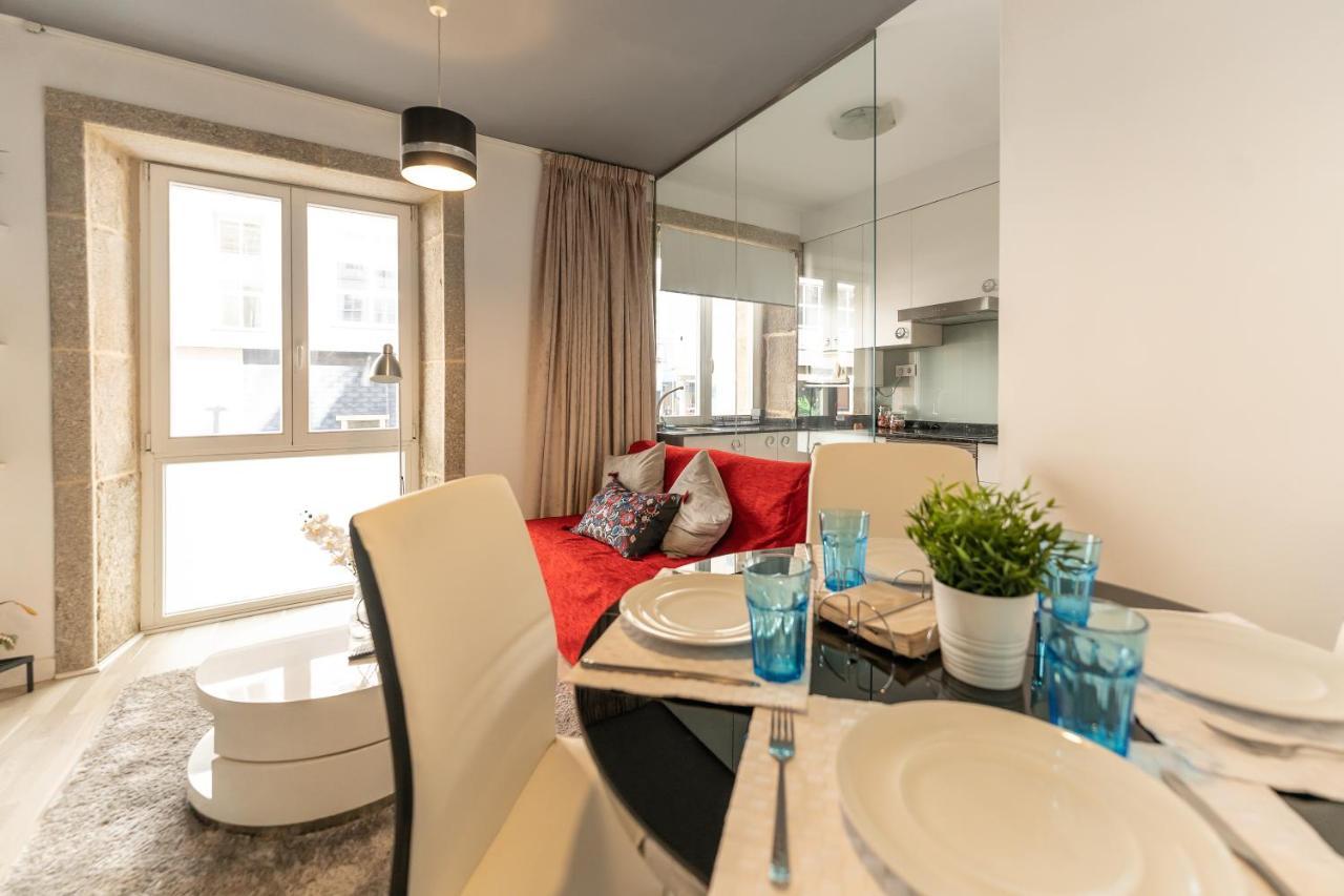 شقة Cormelana Plaza آكورونيا المظهر الخارجي الصورة